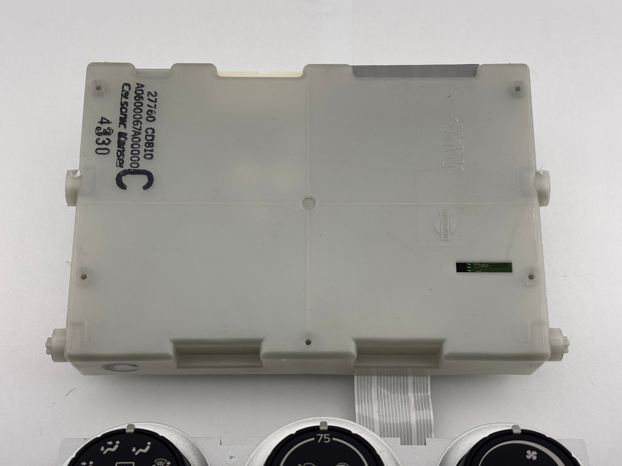 【アズサ】ページ 2004 Nissan 350Z AC Climate Controls w/ Module / 27760CD810