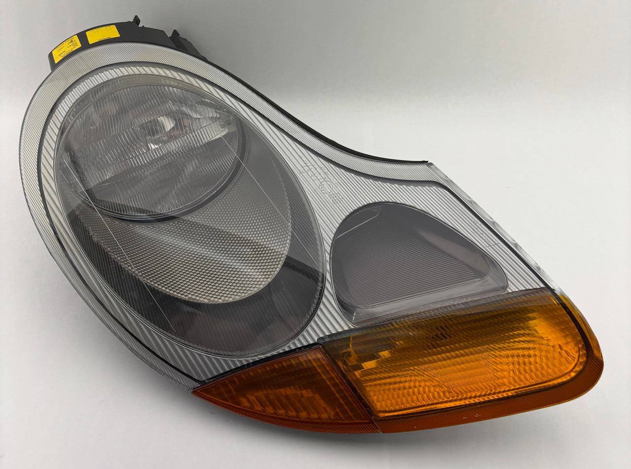 1999-2001 Porsche 996 911 Passenger Side Headlight / Halogen