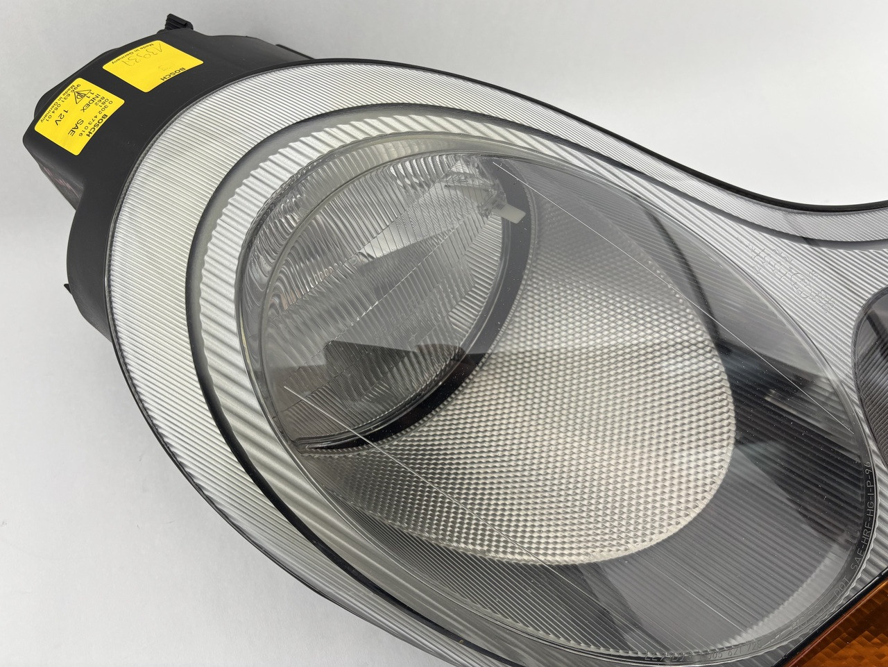 Porsche 996 ヘッドライト 左右 1999-2001 Porsche 996 911 Passenger Side Headlight / Halogen