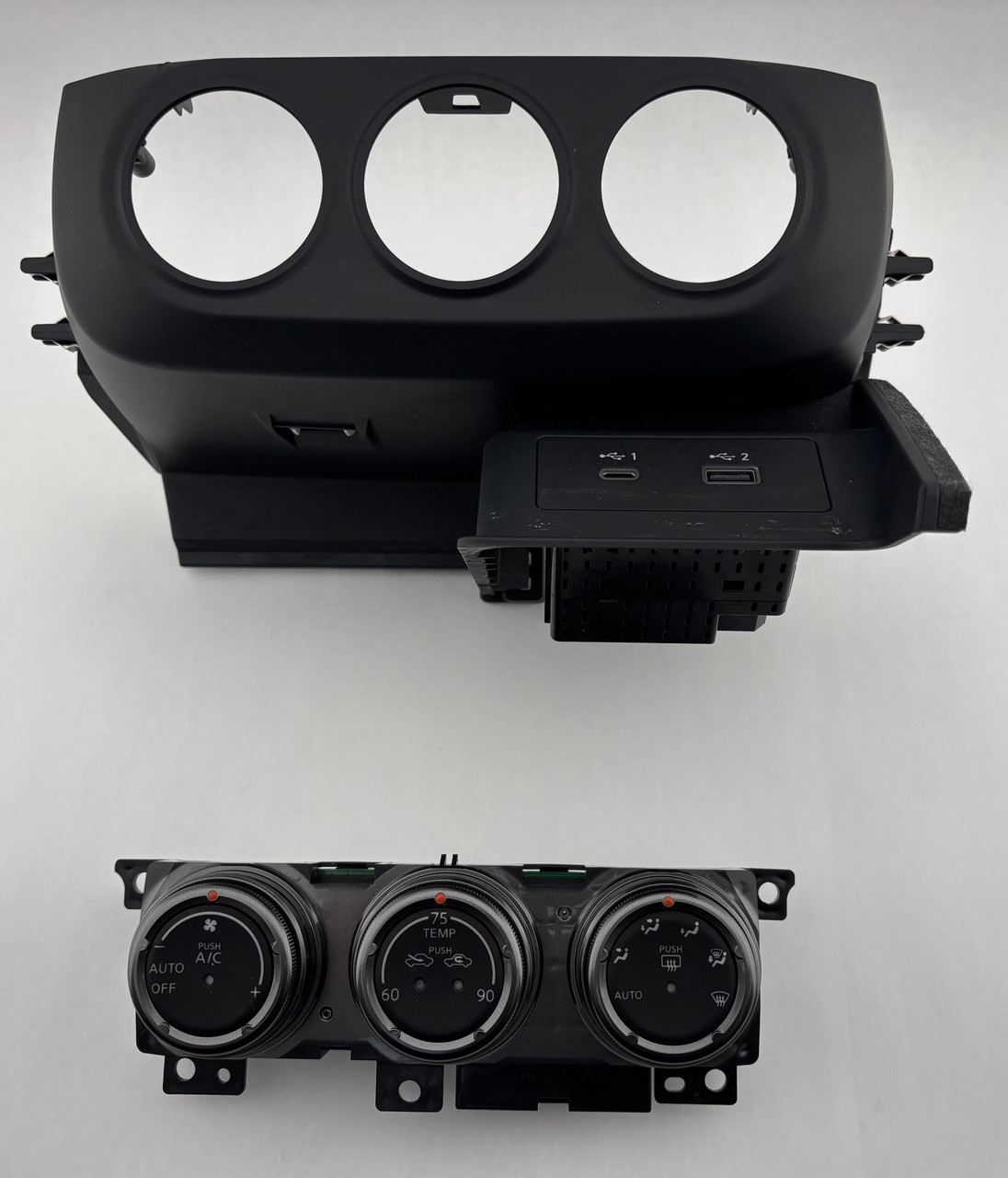 車のコントロールパネルNISSAN 27500 7NB2B B34A B48W 2023-2025 Nissan Z OEM Climate Control Switches / 27500-6GP0A
