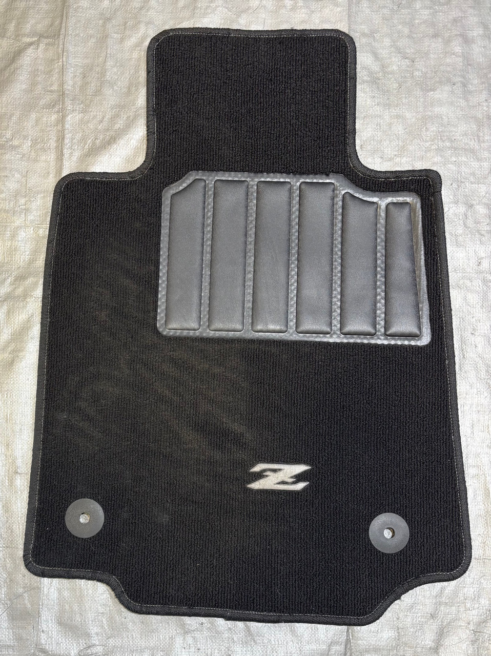 Masa　RK　板 2023-2025 Nissan Z OEM Black Carpet Floor Mats / Pair / NZ002