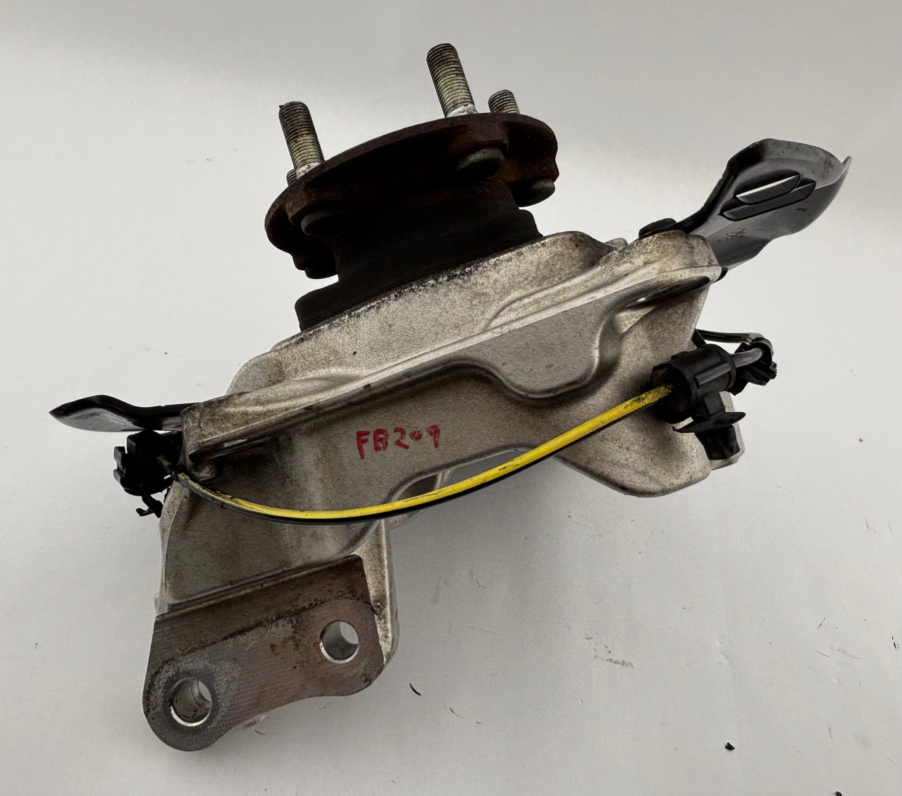2022-2023 Subaru BRZ Driver Front Spindle Knuckle w/ Hub / 48K