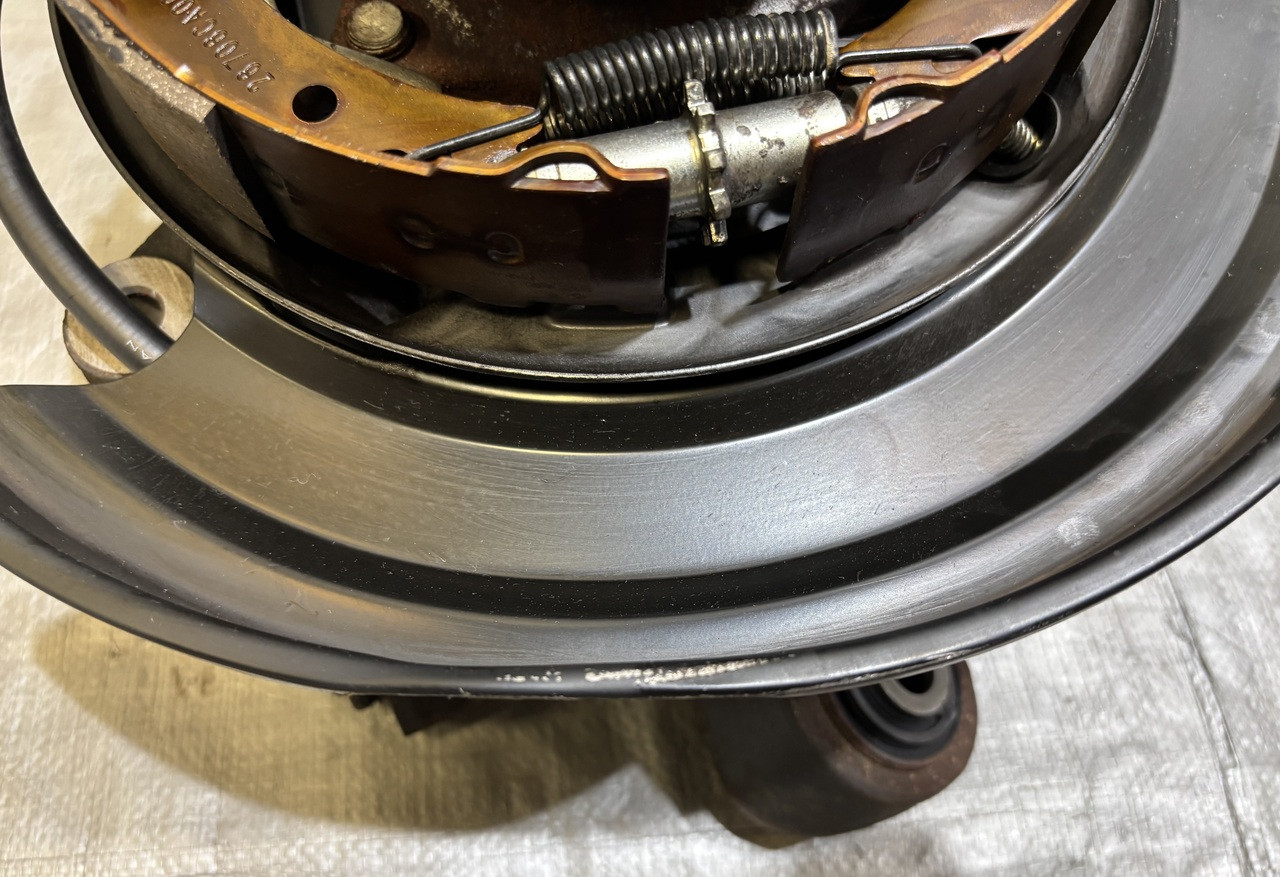 2022-2023 Toyota GR86 / Subaru BRZ Passenger Rear Knee / Spindle