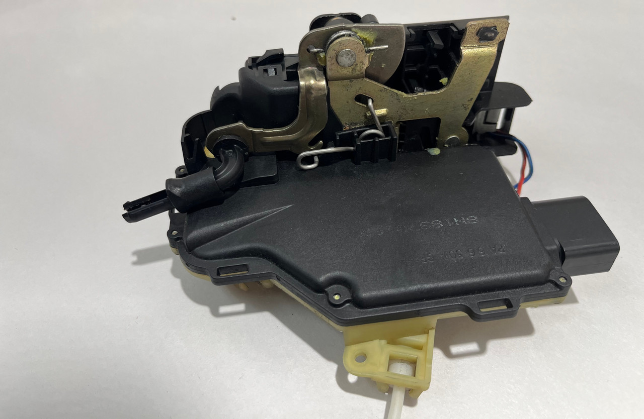 1997-2004 Porsche 986 Boxster Driver Side Door Latch Actuator
