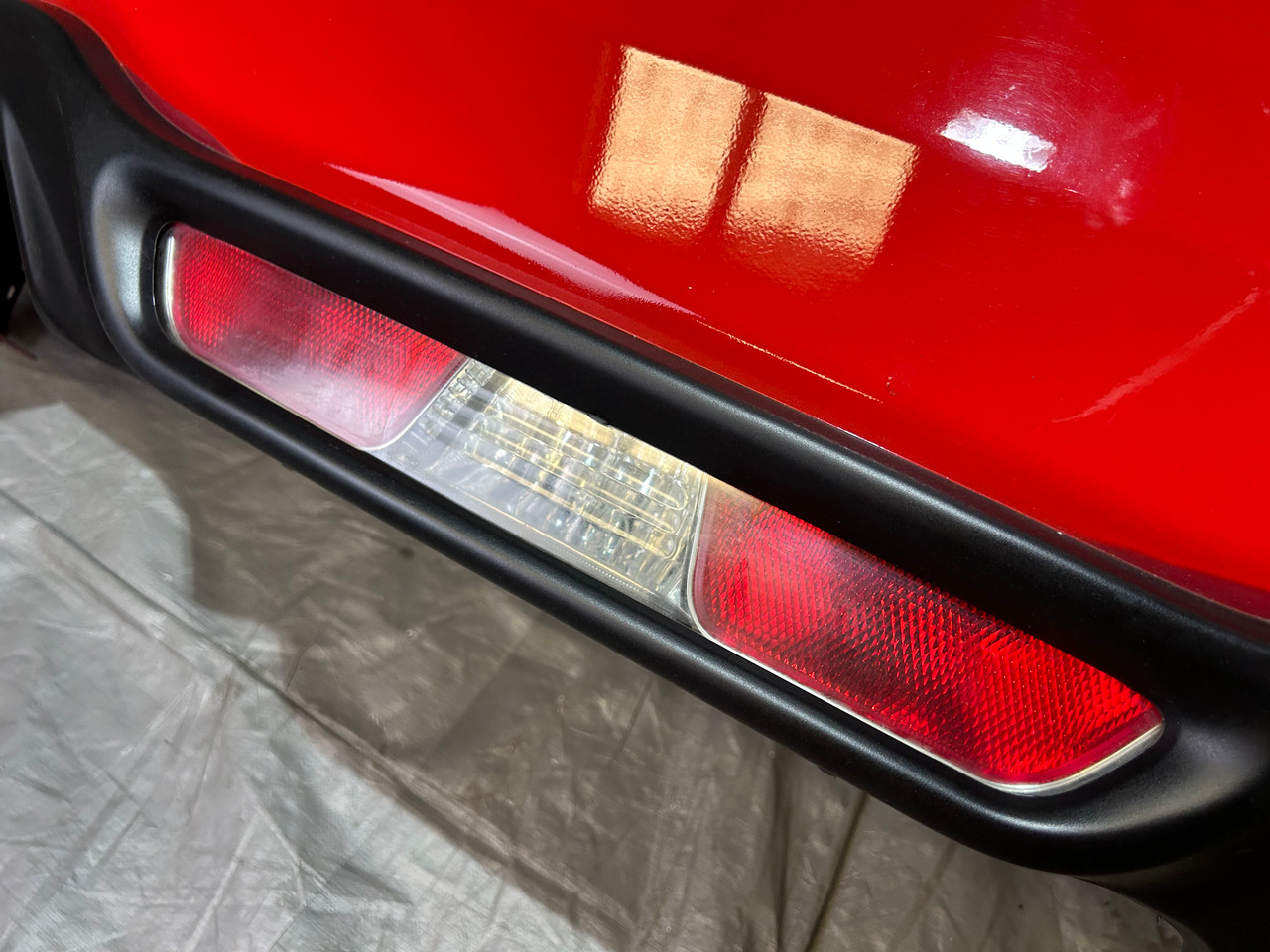 2017-2020 Fiat 124 Spider Abarth Rear Bumper Cover / FD029