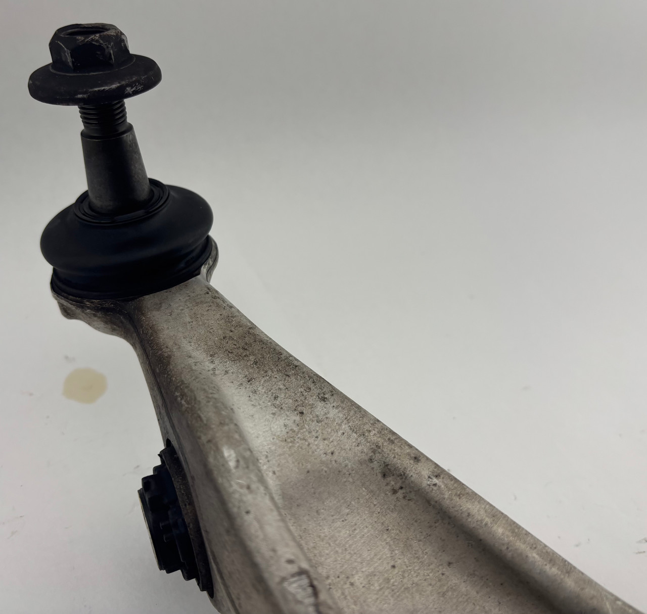 2017-2020 Fiat 124 Spider Front Control Arm Set / 61K FD029