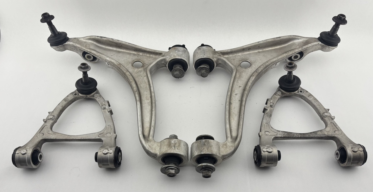 ノア　④ 2017-2020 Fiat 124 Spider Front Control Arm Set / 61K FD029