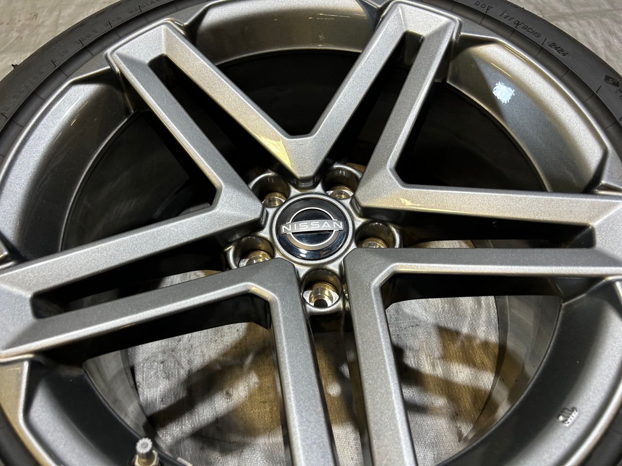2023-2025 Nissan Z Sport 18x9