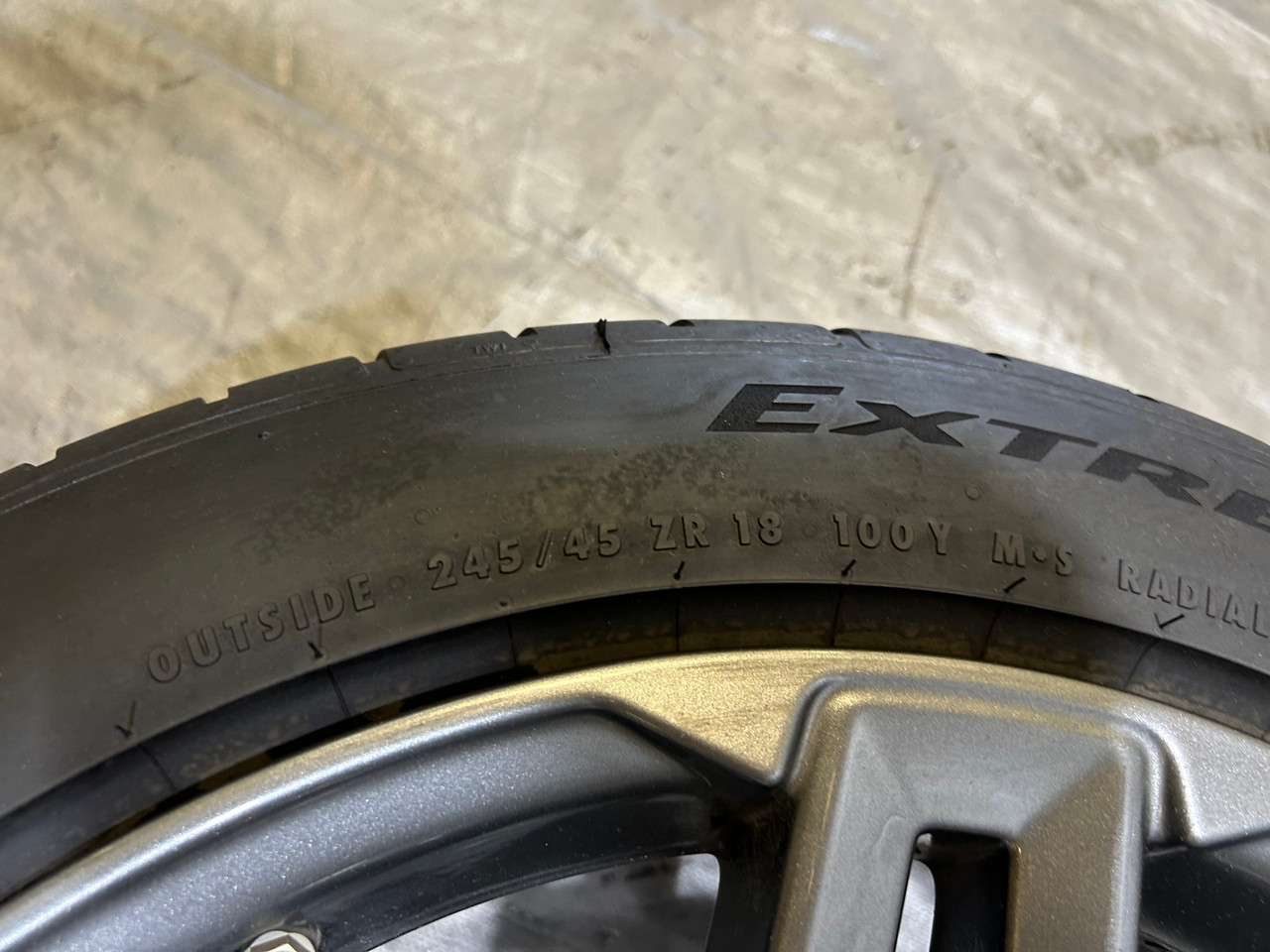 2023-2025 Nissan Z Sport 18x9