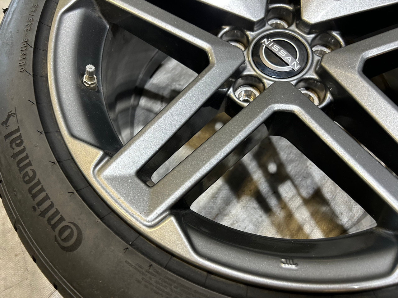 2023-2025 Nissan Z Sport 18x9