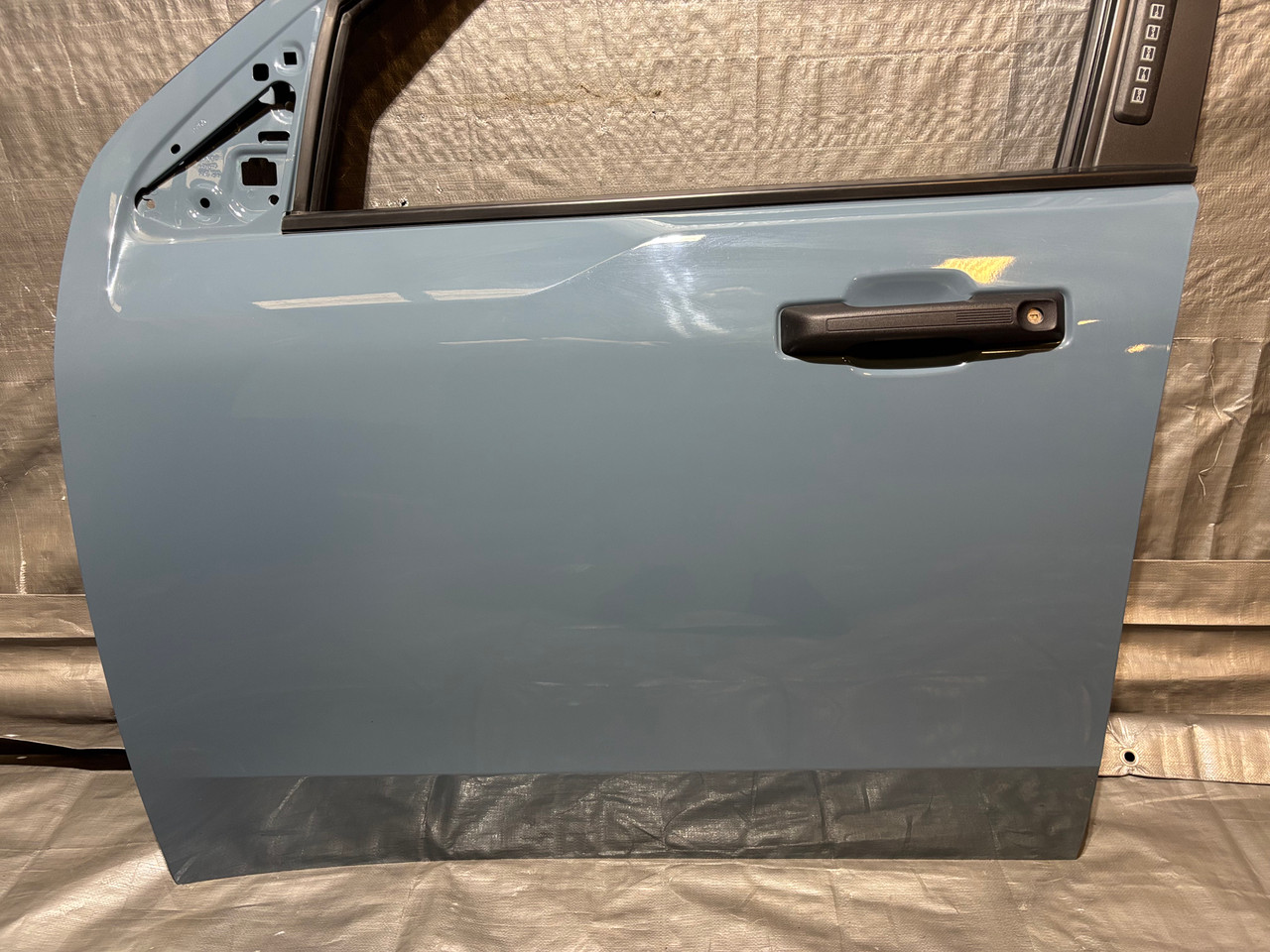 2022-2024 Ford Maverick XLT Lariat Driver Front Door Assembly w