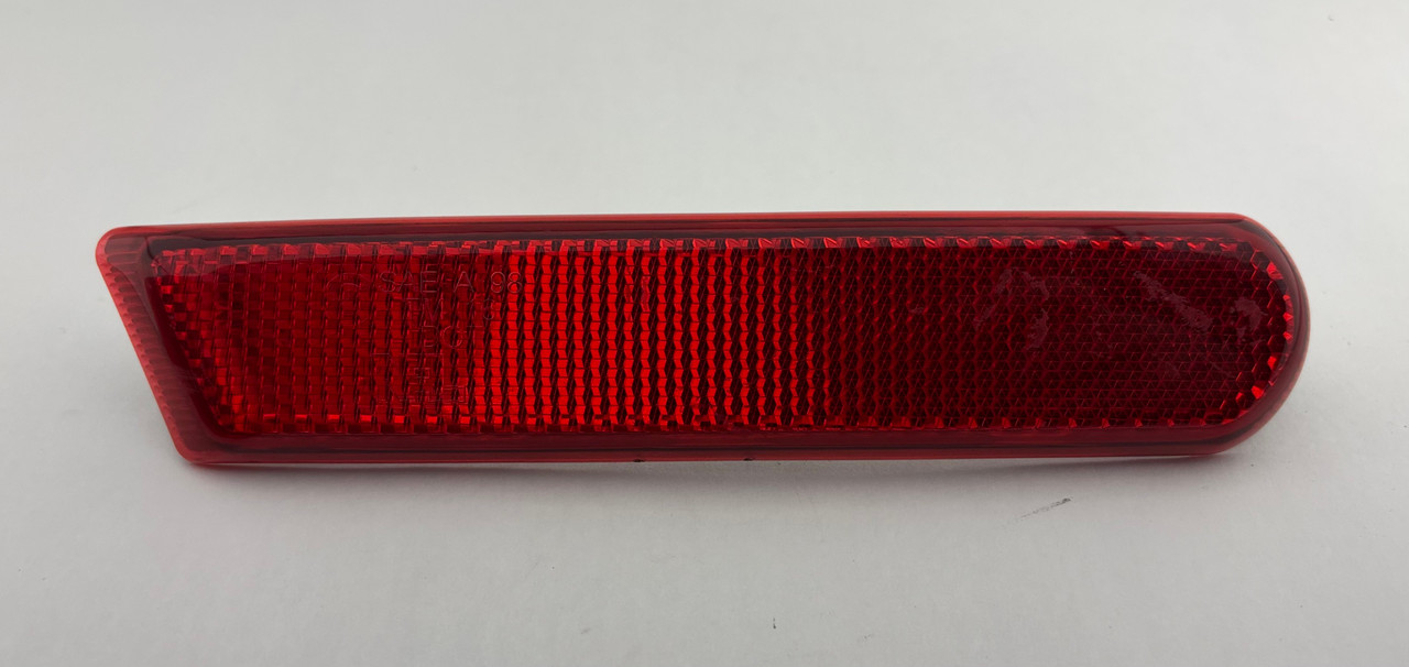 2000-2002 BMW Z3 Driver Side Rear Bumper Reflector Side Marker