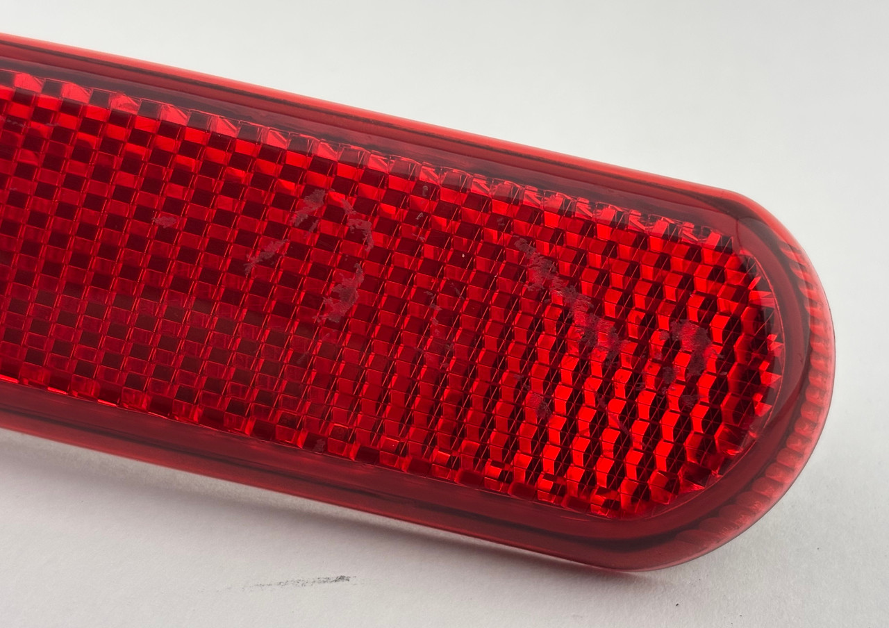 2000-2002 BMW Z3 Driver Side Rear Bumper Reflector Side Marker