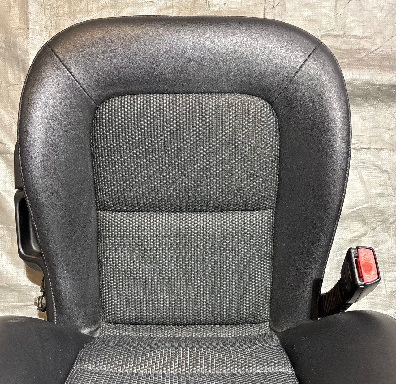 2000-2002 BMW Z3 Roadster Front Seats w/ Power Rails / Black
