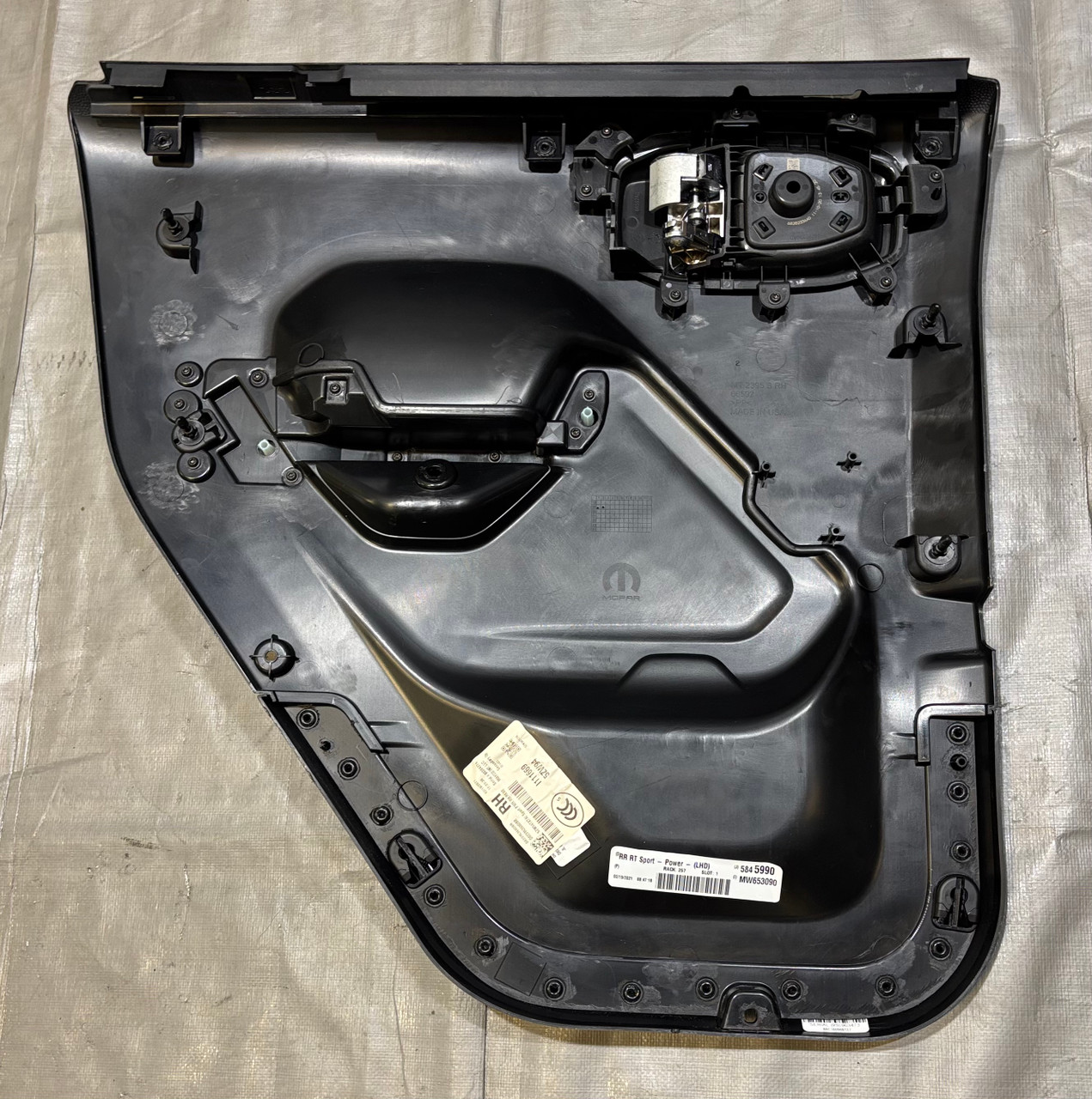 2018-2021 Jeep Wrangler JL Unlimited Sport Passenger Side Rear
