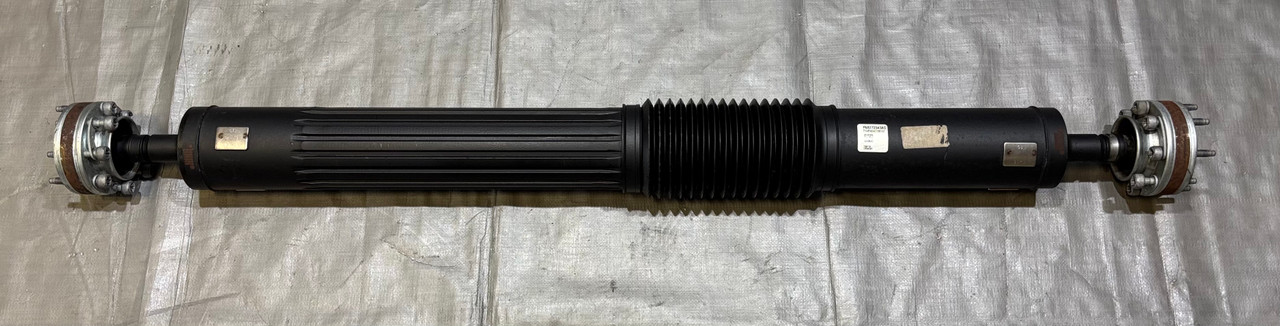 ジャンクションA 2018-2025 Jeep Wrangler JL Unlimited 4DR Rear Drive Shaft w/ U