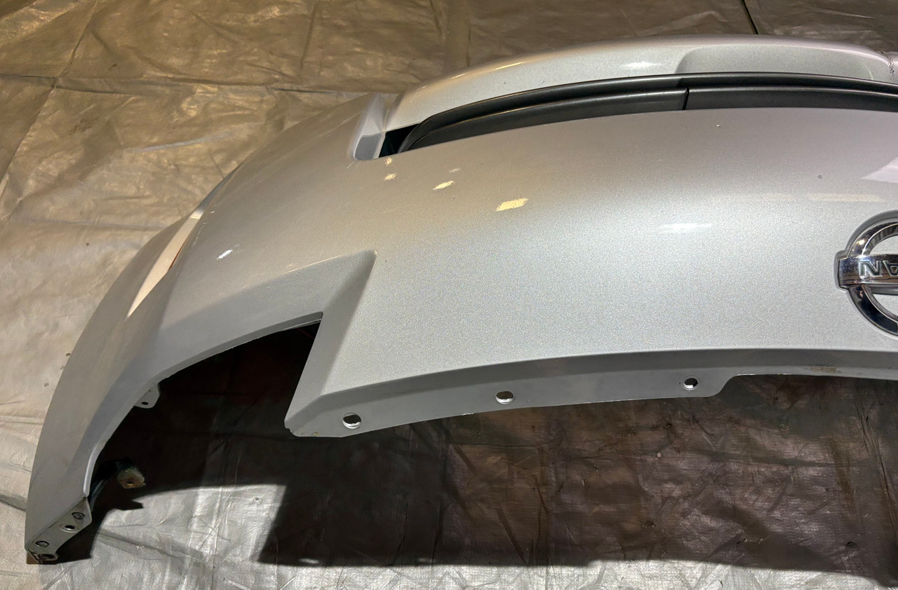 2006-2008 Nissan 350Z OEM Front Bumper Cover w/ Grille / Silver