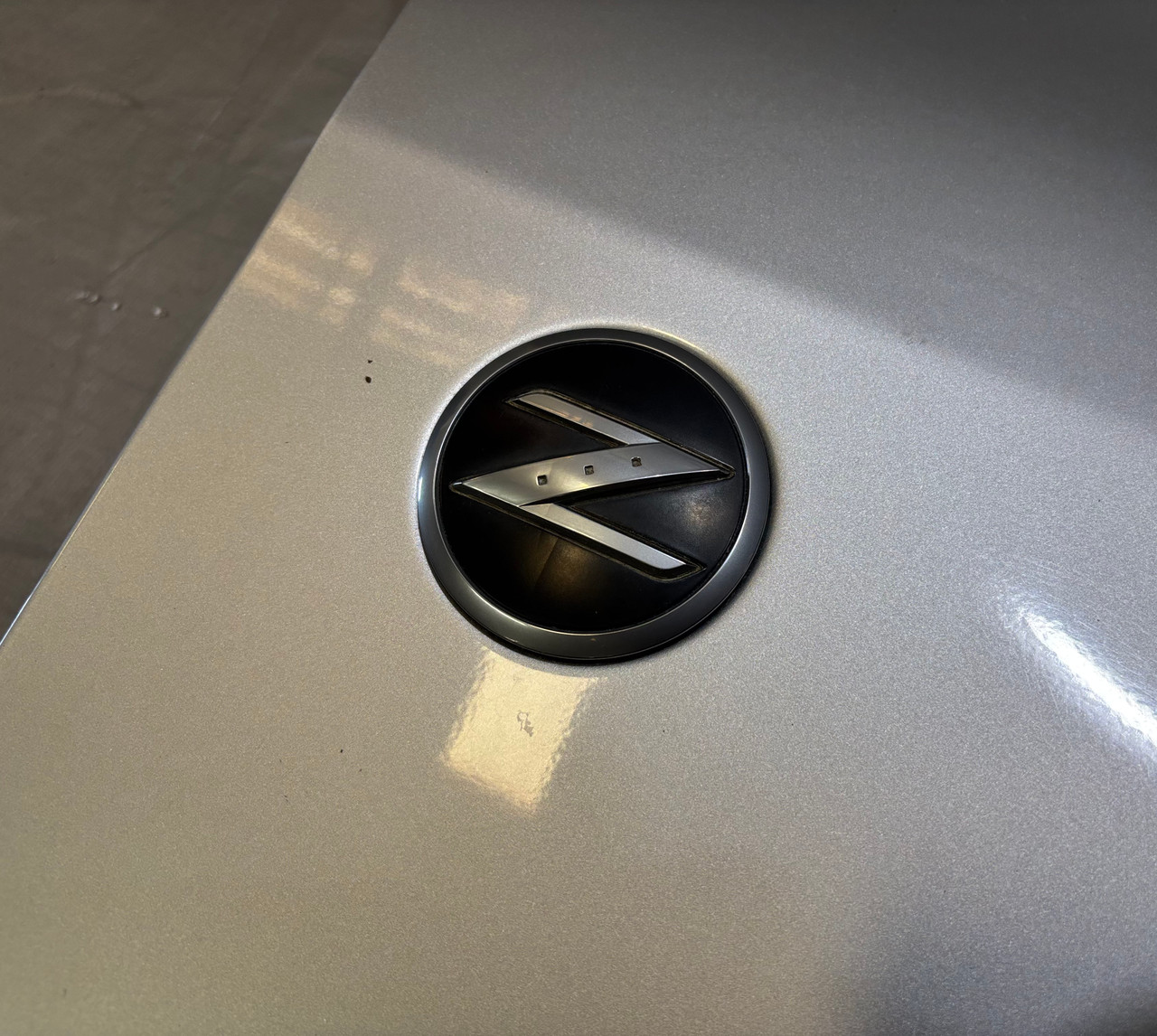 2003-2008 Nissan 350Z Passenger Fender Panel / Silver Alloy