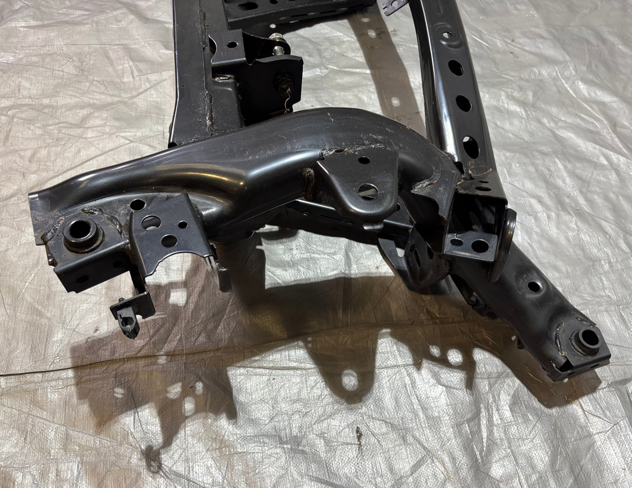 ひな様パーツ 2006-2015 Mazda Mx5 Miata Rear Subframe Crossmember / NC108
