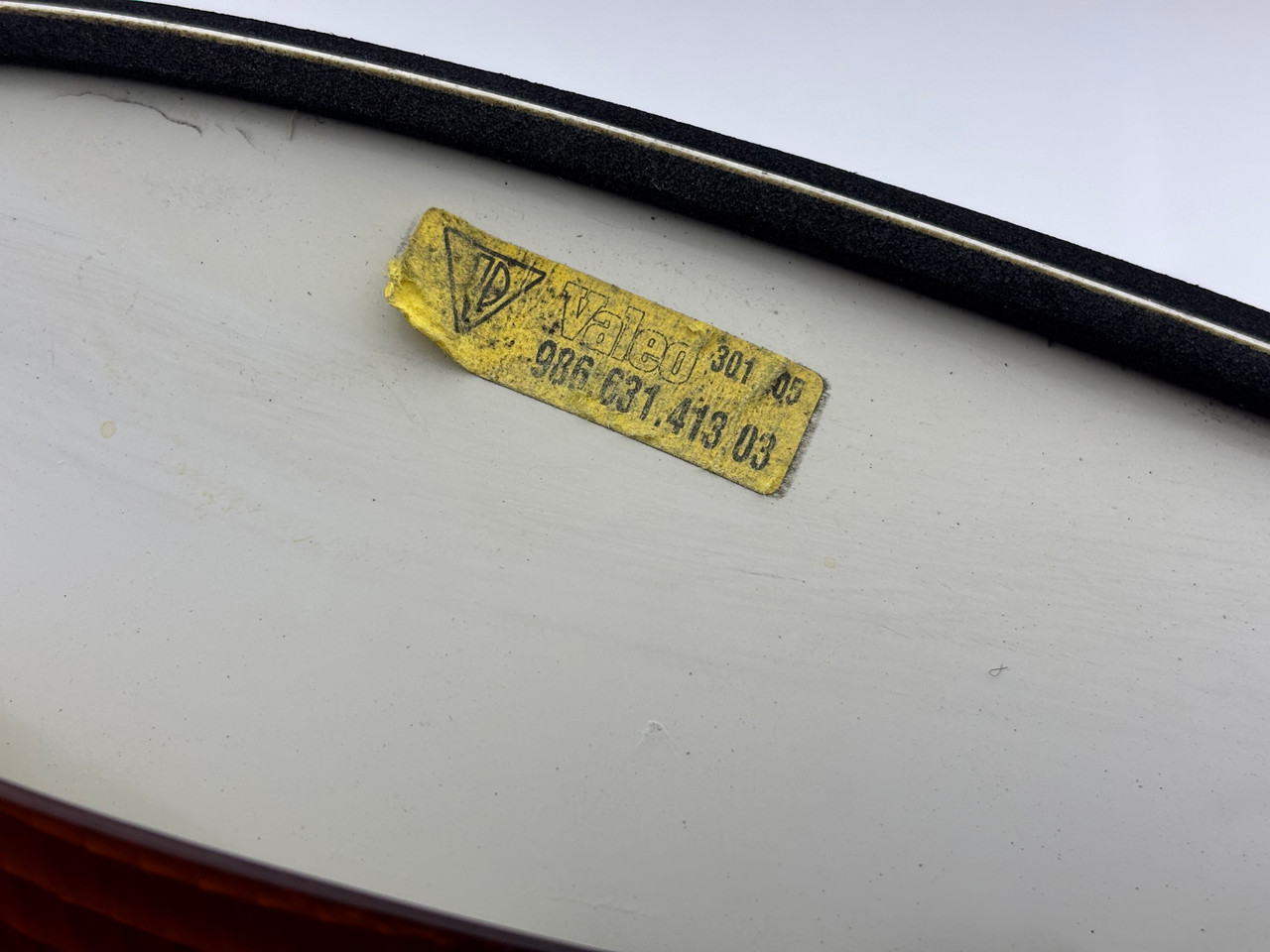 1997-2002 Porsche 986 Boxster Driver Tail Light / Amber / BX071