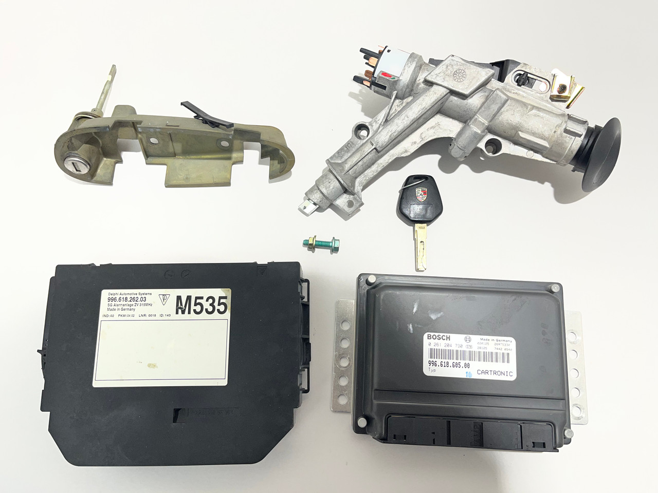 2000-2002 Porsche 986 Boxster S 3.2l ECU DME Kit w/ Immobalizer
