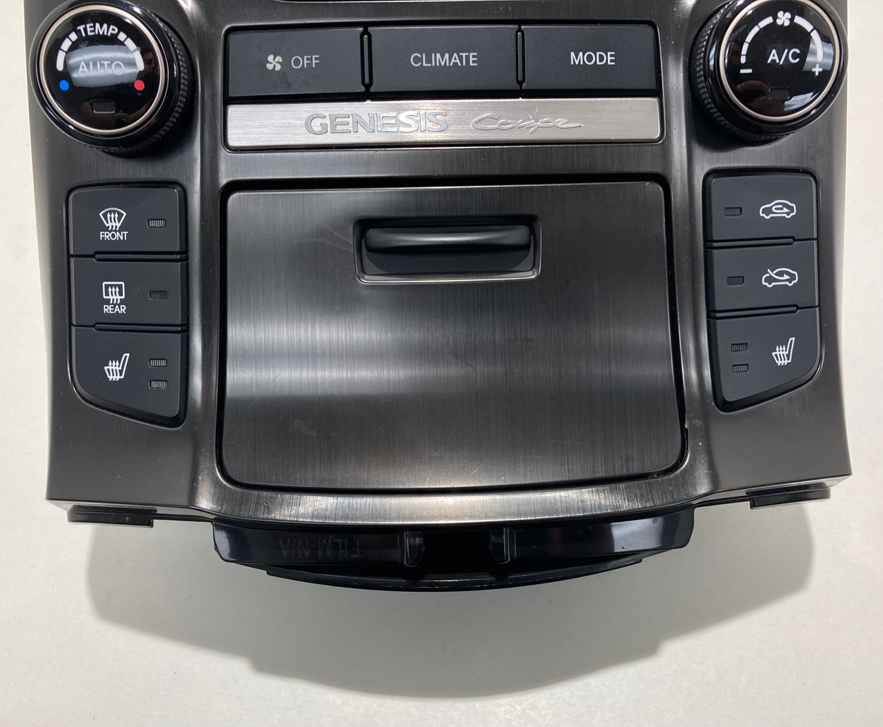 2013-2016 Hyundai Genesis Coupe Climate Control / Center Gauge