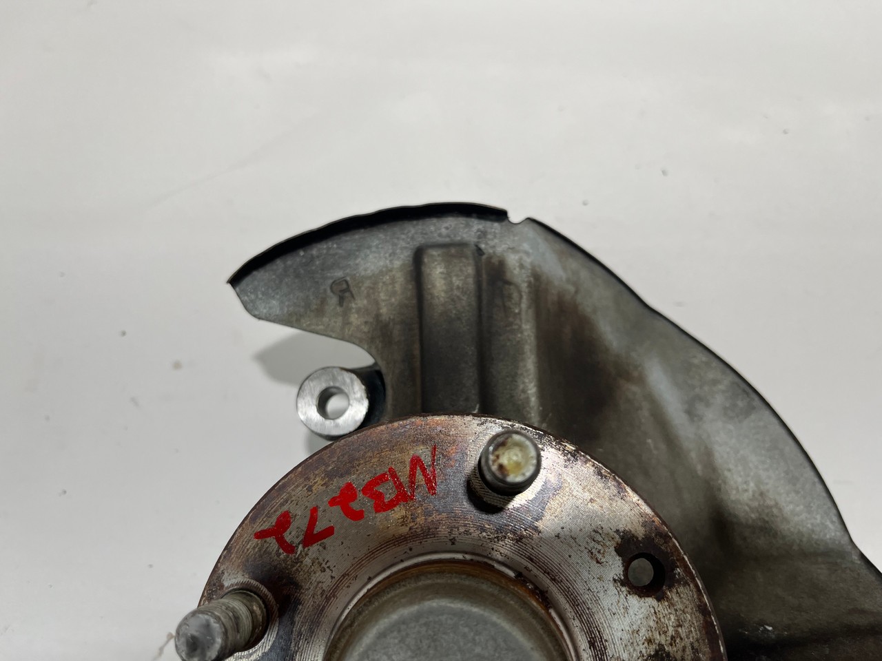 1999-2002 Mazda Miata Front Spindles / Hubs w/ ABS / Pair / 80K