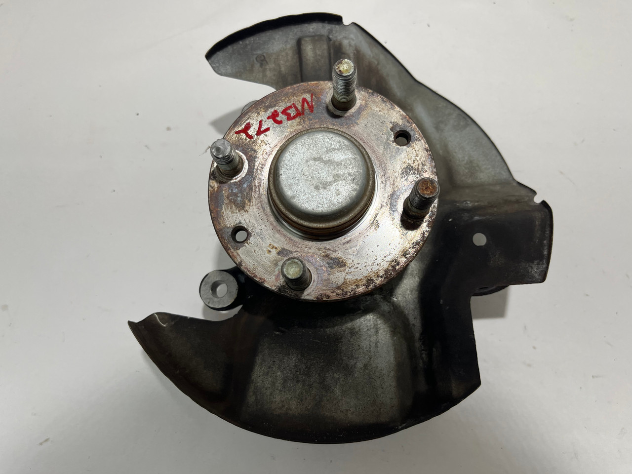 1999-2002 Mazda Miata Front Spindles / Hubs w/ ABS / Pair / 80K