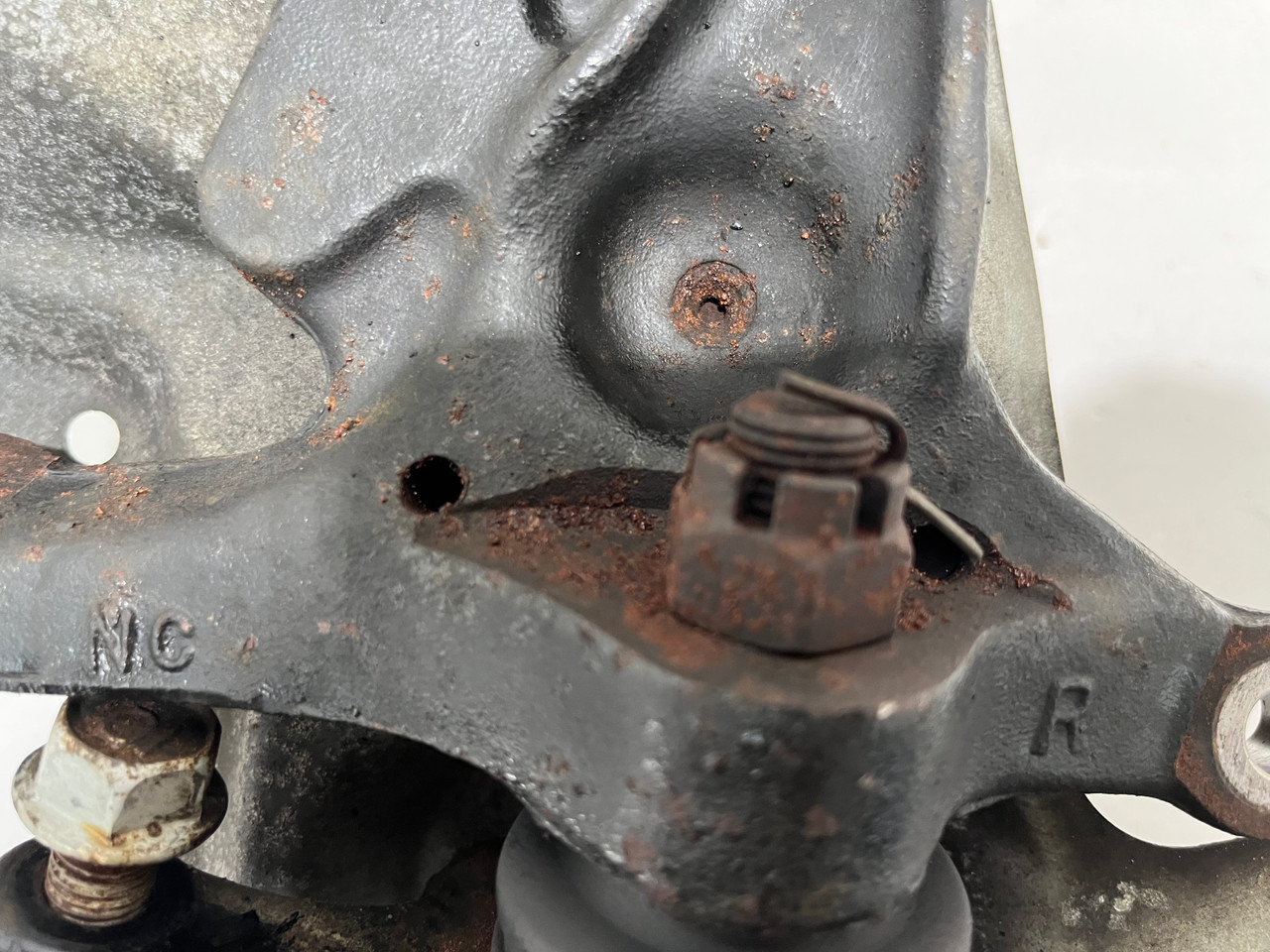 1999-2002 Mazda Miata Front Spindles / Hubs w/ ABS / Pair / 80K