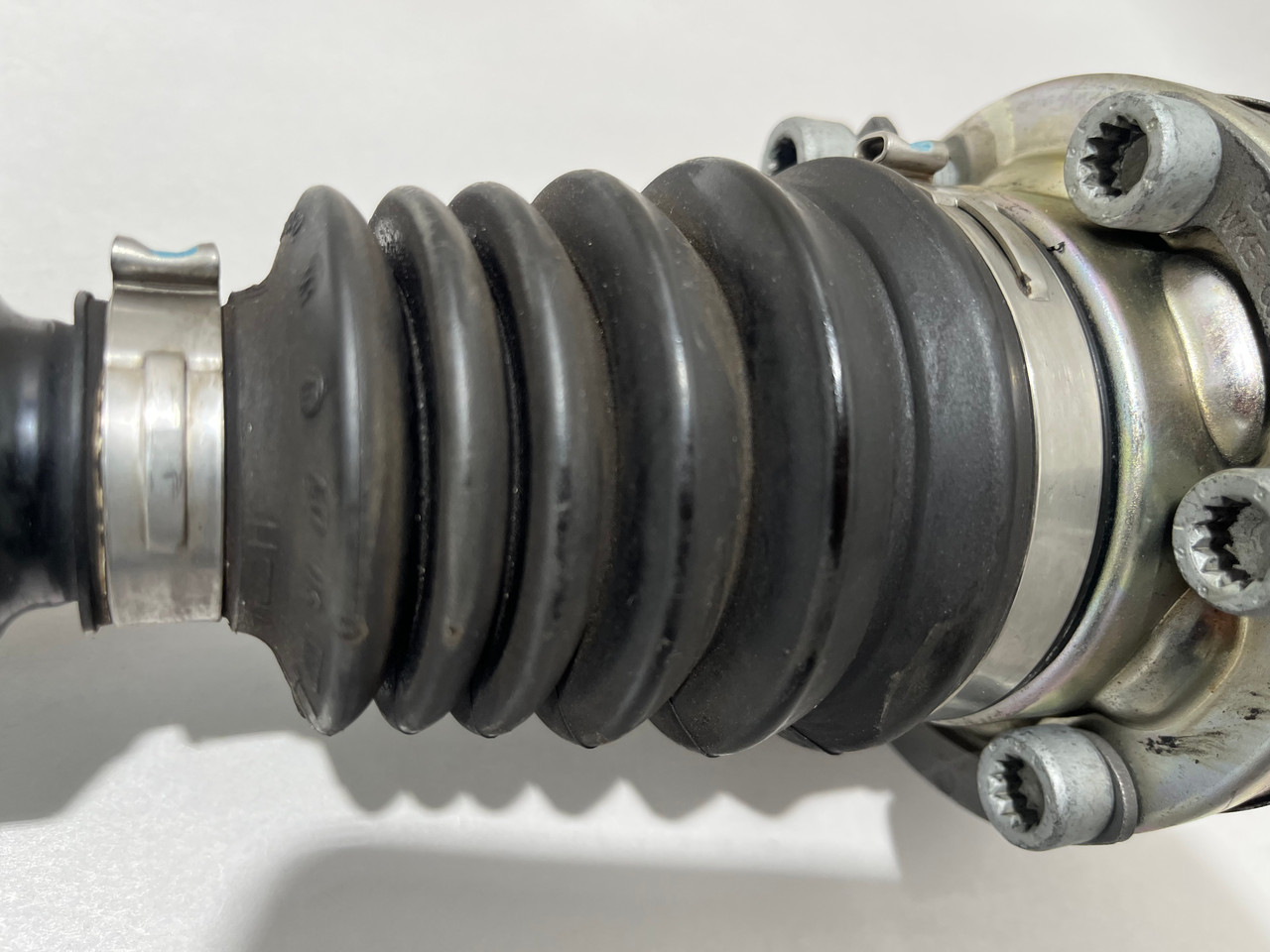 2012-2016 Volkswagen Beetle Passenger Side CV Axle Half Shaft