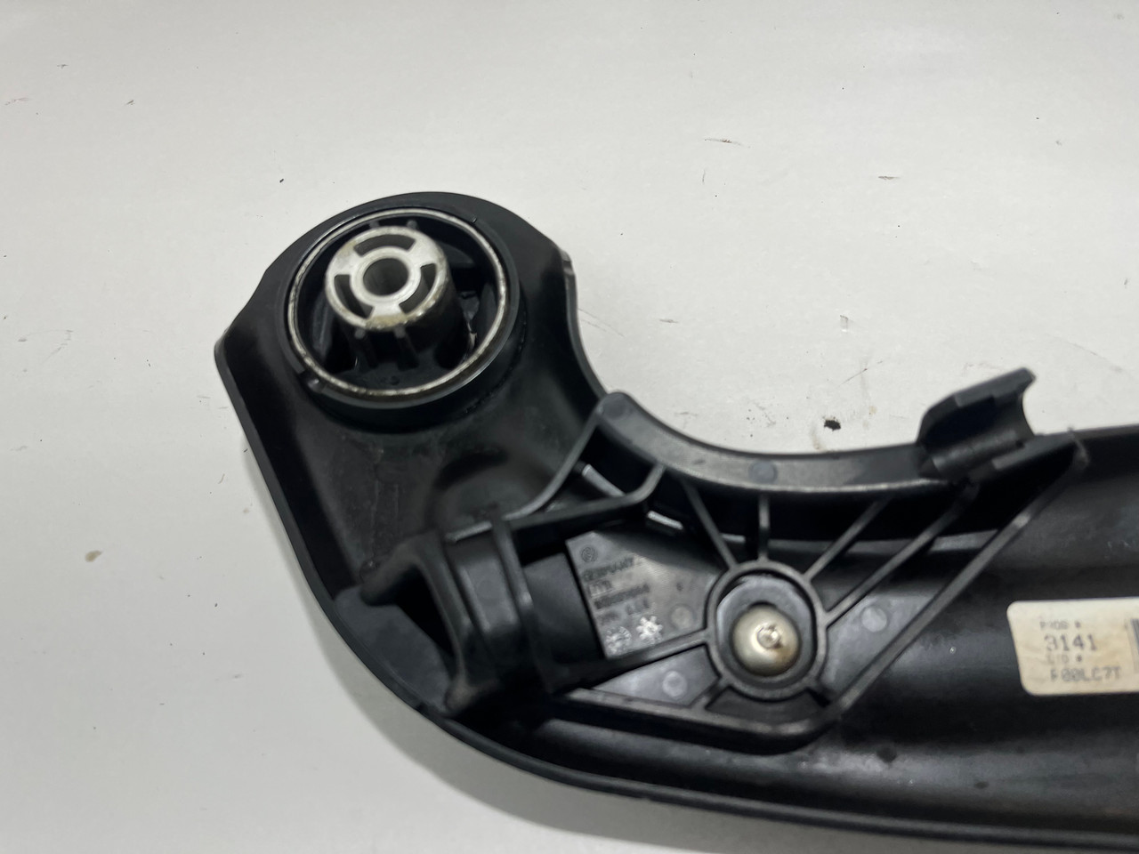2012-2019 Volkswagen Beetle Passenger Rear Trailing Arm Assembly w