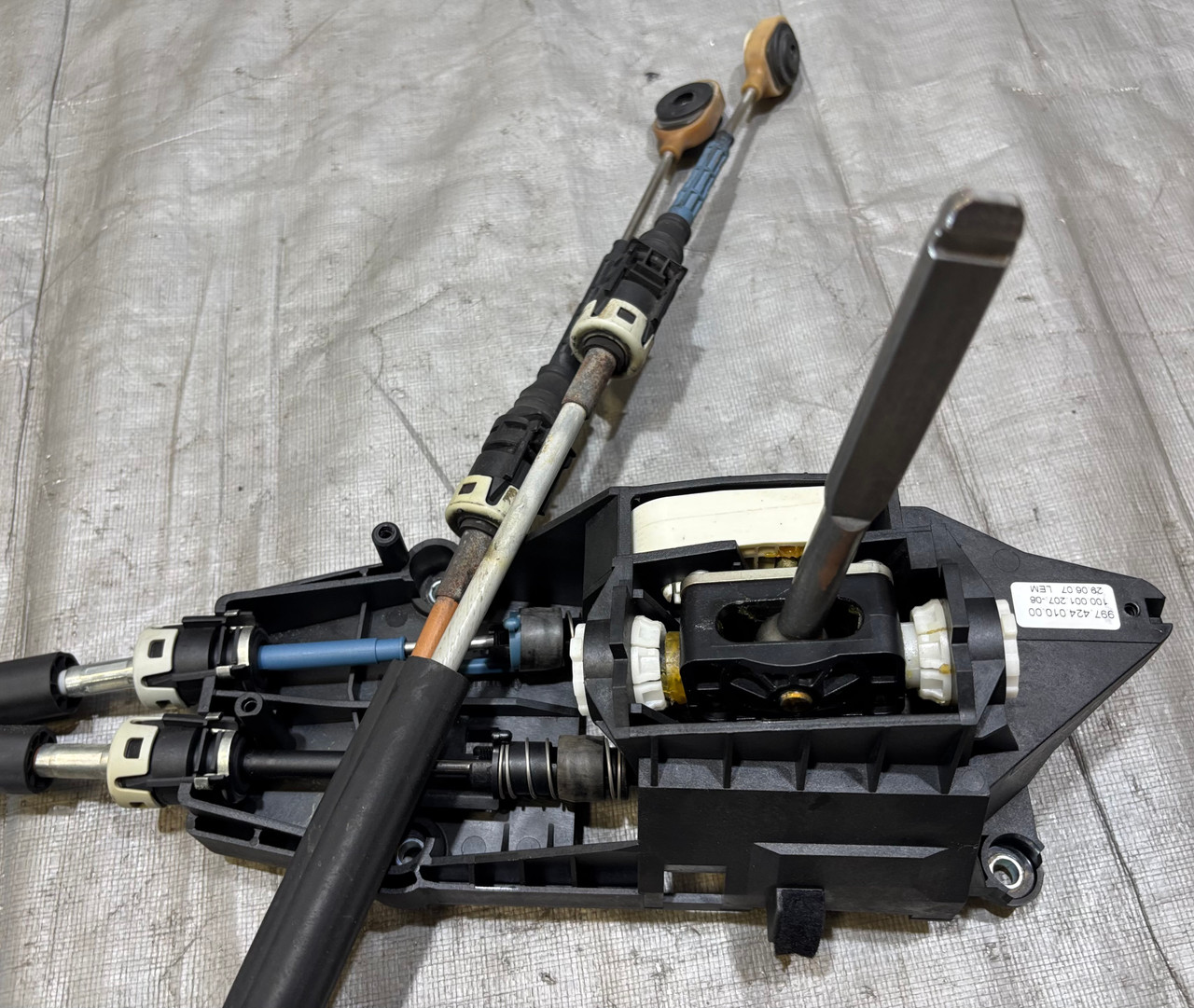 2007-2008 Porsche 987 Boxster 2.7l 5 Speed Shifter Assembly w
