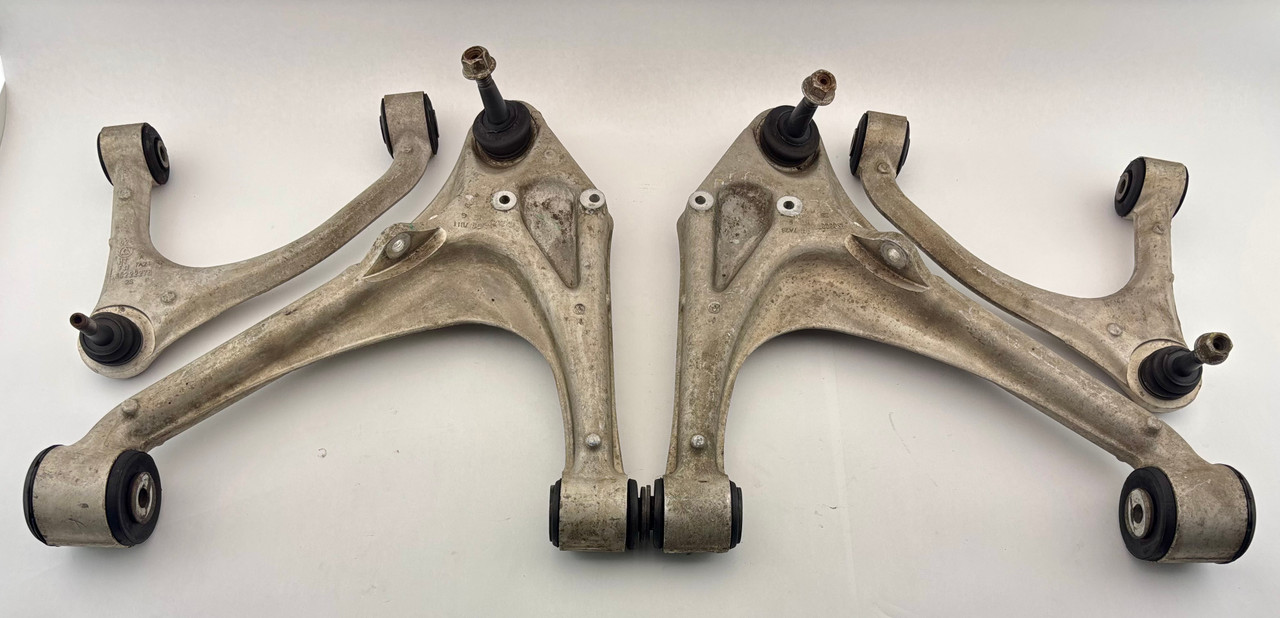 LUNATICUS スキムボード 2006-2010 Pontiac Solstice / Saturn Sky Rear Control Arm Set