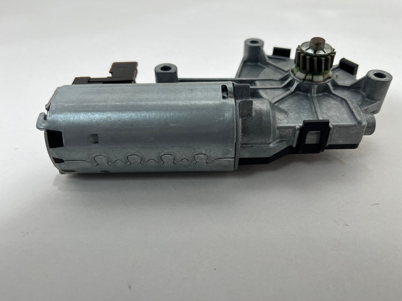 2005-2008 Mini Cooper R52 Convertible Top Sunroof Actuator Motor
