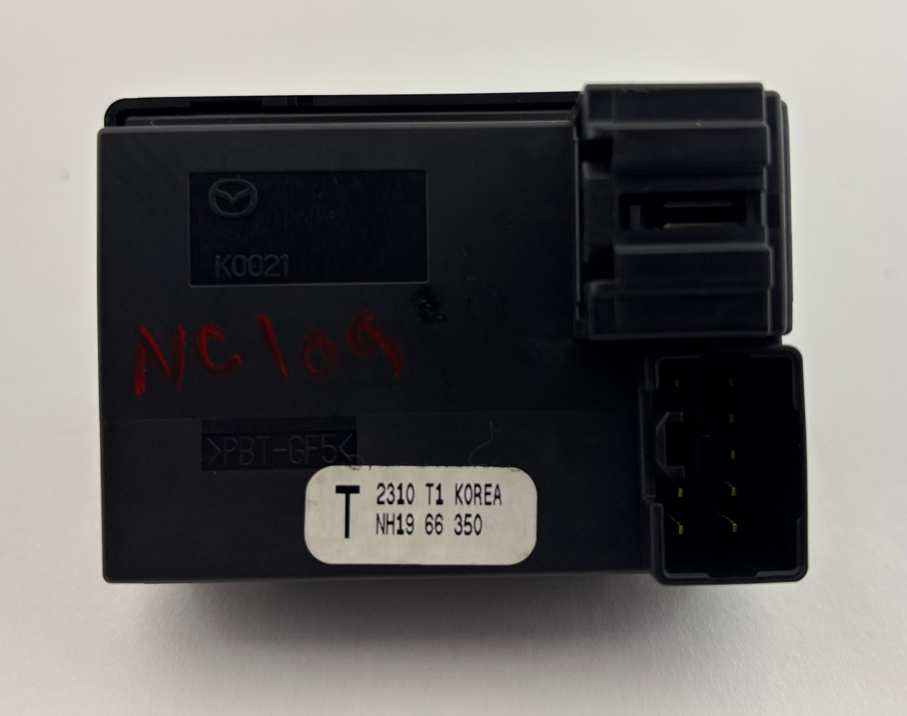 2009-2015 Mazda Mx5 Miata Window Switch / NH1966350 / NC109