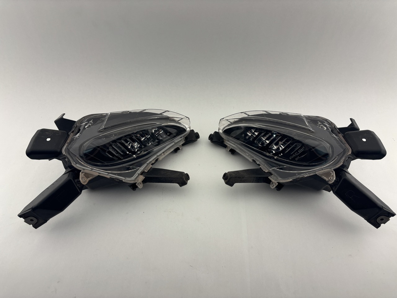 ② yuuta　1104545 2016-2023 Mazda Mx5 Miata OEM Rear Bumper Reverse Lights / Driver