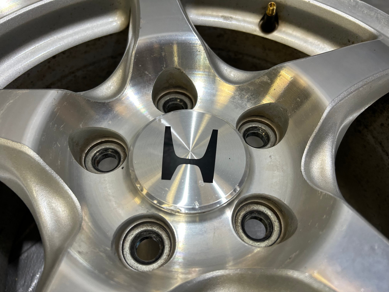 2000-2003 Honda S2000 AP1 OEM Wheels Rims / Set of 4 / HS009