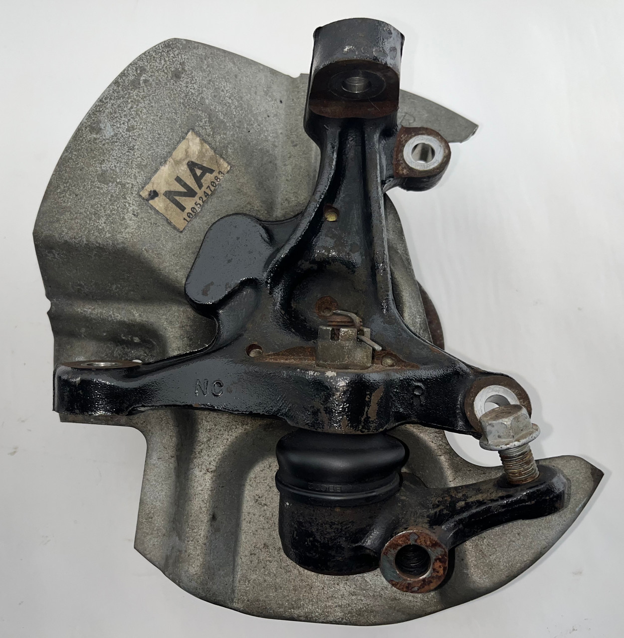 1999-2002 Mazda Miata Front Spindles / Hubs / Pair (NON-ABS) 36K