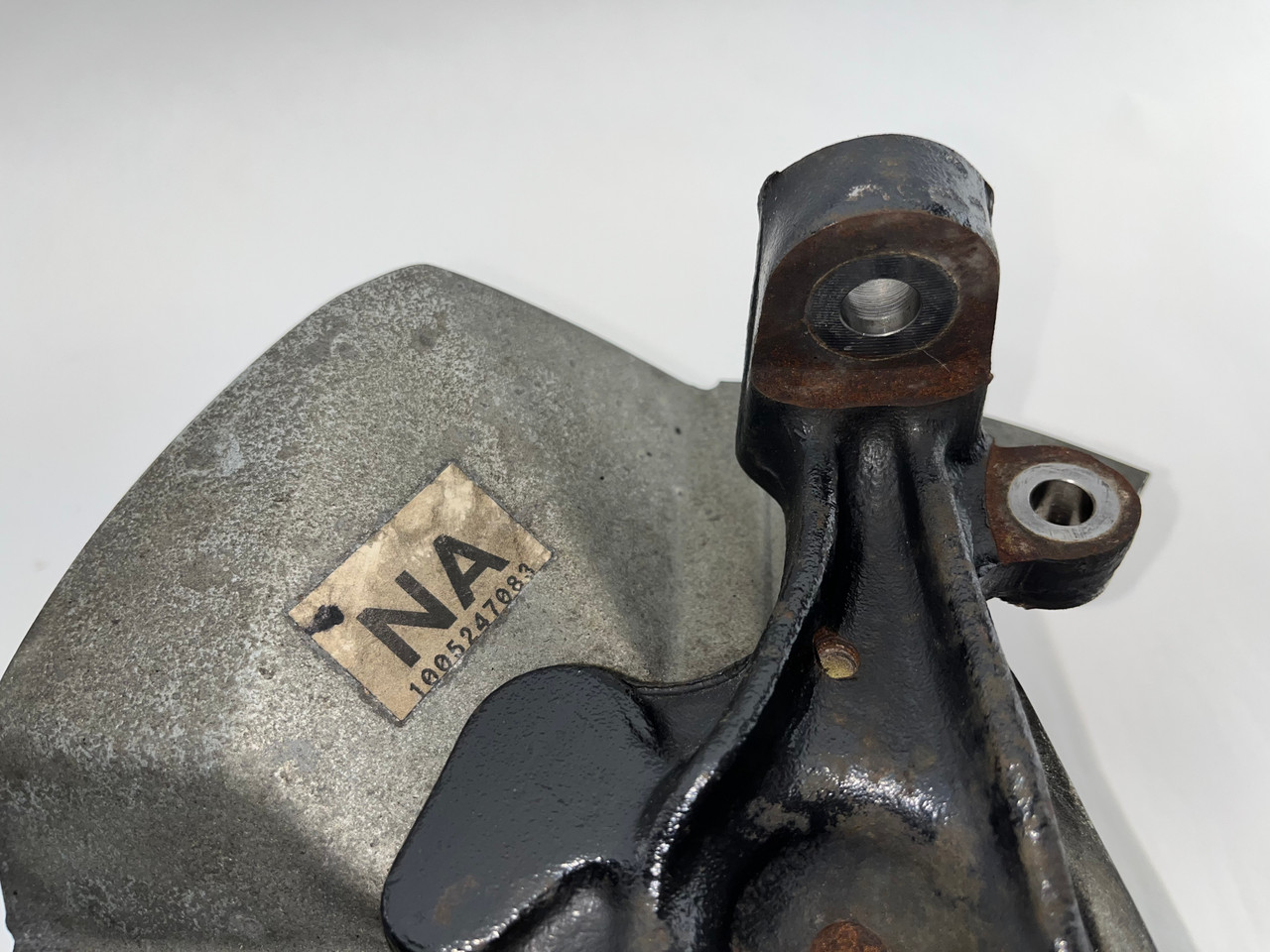 1999-2002 Mazda Miata Front Spindles / Hubs / Pair (NON-ABS) 36K