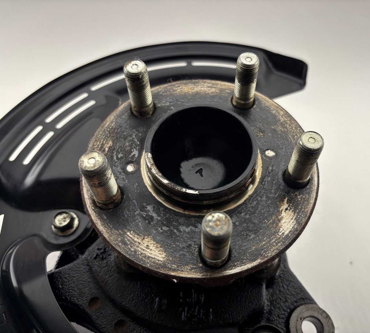 2022-2025 Toyota GR86 Passenger Front Spindle Knuckle w/ Hub / 6k