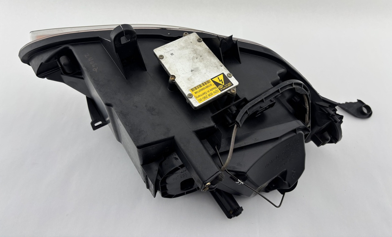 2003-2005 E85 E86 BMW Z4 Driver Headlight / Bi-Xenon / Amber Lens