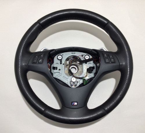 2011-2013 BMW 135i M Sport Black Leather Steering Wheel / DCT / B1007