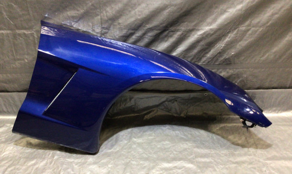 *DAMAGED* 2005-2013 Chevrolet Corvette Passenger Side Fender  / OEM / C6005