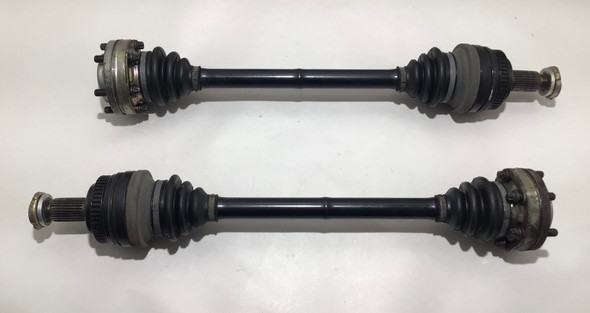 1997-2002 BMW Z3 2.5i 2.8 CV Axles Half Shafts / Pair / 132k / Z3021