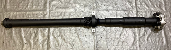 2011-2013 BMW 135i Driveshaft w/ U joints / Automatic /  B1009