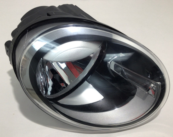 2012-2019 Volkswagen Beetle Passenger Side Halogen Headlight /   VB009