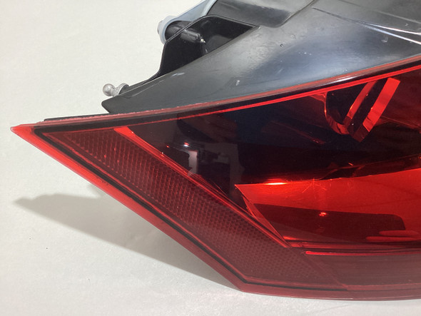 2008-2015 Audi TT Mk2 8J Driver Side Tail Light Assembly /   T2011