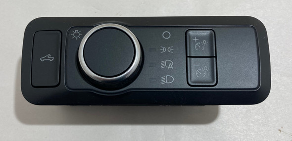 2022-2023 Ford Maverick Auto Headlight Switch Control /   MV001