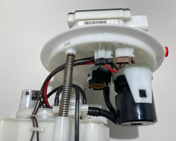 2019-2022 Hyundai Veloster N OEM Fuel Pump Sending Unit / 31110J3610 / 71K HV010