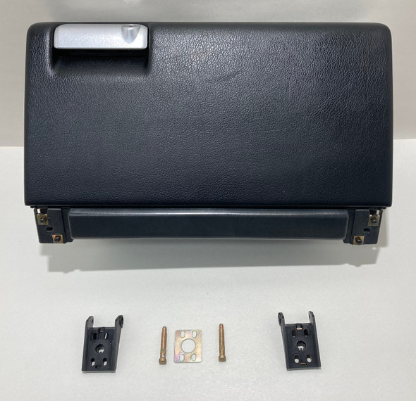 2003-2004 Porsche 986 Boxster / 996 911 Glove Box Lid Assembly